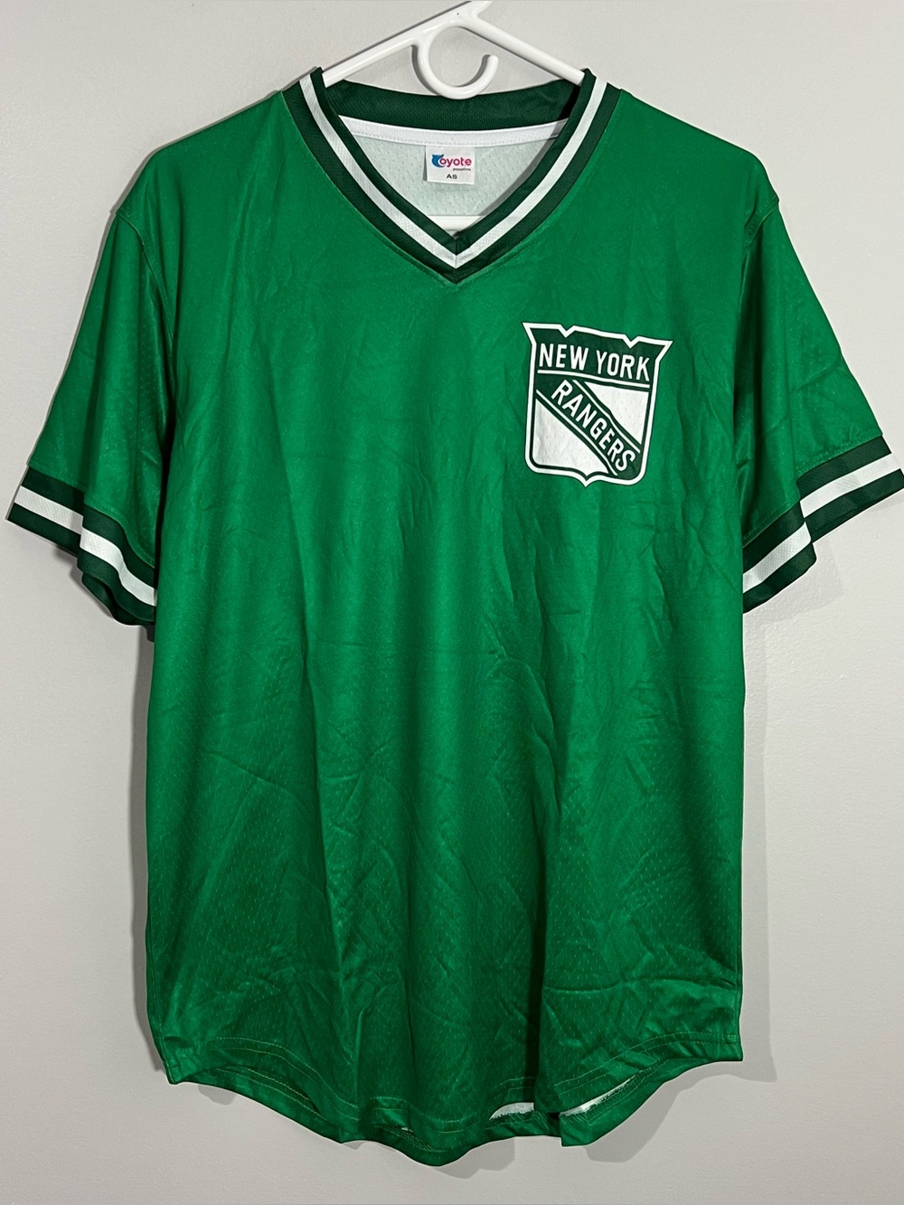 Coyote NHL New York Rangers St Patrick’s Day Green Jersey Adult Small